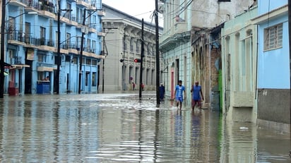 Las intensas lluvias dejan al menos tres muertos y miles de evacuados en Cuba