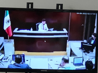 Duarte en silla de ruedas en segundo día de audiencia