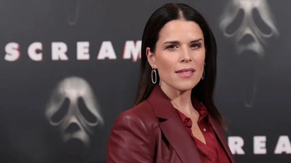 La actriz Neve Campbell abandona la saga 'Scream' porque su salario es bajo