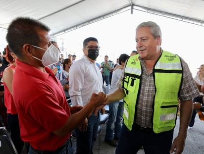 Con 'Saltillo Nos Une' mejora la calle Santa Gertrudis