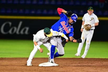 Ligera ventaja de los Pericos de Puebla