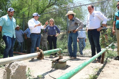 La alcaldesa atiende al llamado ante la necesidad de agua