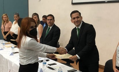 Mujeres se gradúan de prepa abierta por parte del DIF Monclova