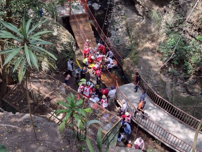 Tras caída de puente colgante en Morelos, separan del cargo a funcionarios