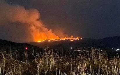 Loable labor de brigadistas continúa en incendio de Arteaga