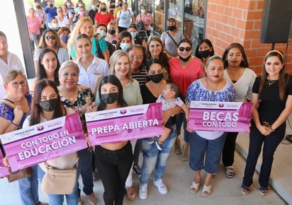 Preparatoria abierta para mujeres, inicia proyecto educativo