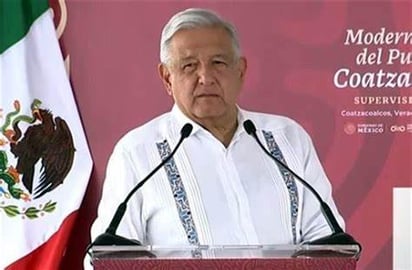 AMLO entrega obras a fuerzas armadas para evitar 'zopilotes'