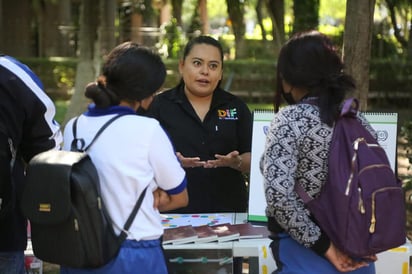 DIF Coahuila realiza programas para prevenir adicciones y violencia