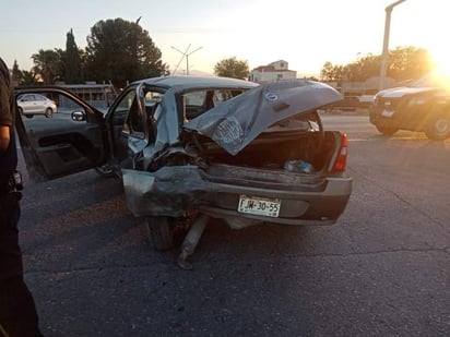 Conductor se queda dormido y provoca fuerte choque