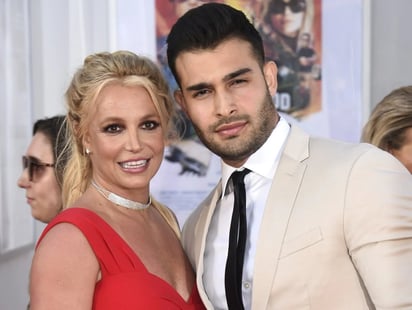 Sam Asghari no verá ni un dólar de Britney dice el acuerdo prenupcial