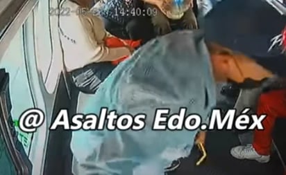 'Traigo mis medicinas': Mujer suplica a ladrón durante asalto