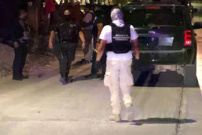 Detienen a pareja con armas y droga en punto de revisión : Piedras Negras