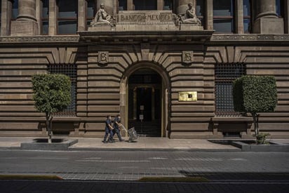 Banxico subirá 75 puntos su tasa, igual que la FED