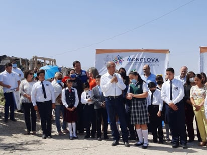 Ayuntamiento inició con obra de red de agua en la Colonia Lomas de San Miguel