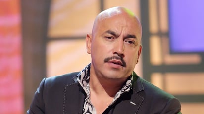 Lupillo Rivera se desmaya en uno de sus conciertos 