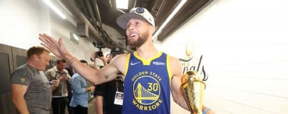 Con el cuarto título de la NBA, Stephen Curry podría ser el segundo mejor base... de la historia