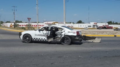 Participa la GN en aparatoso choque en la carretera Ribereña