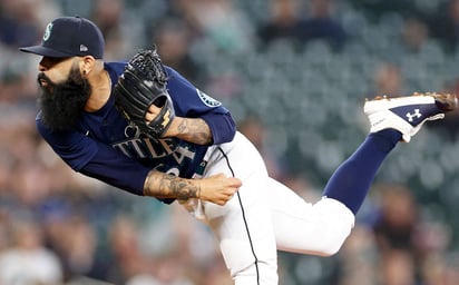 Seattle Mariners cortan al mexicano Sergio Romo