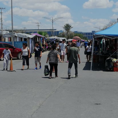 Comerciantes: La gente ya no compra en las pulgas de Monclova, solo viene a ver