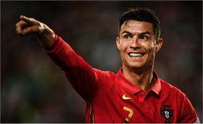 Cristiano Ronaldo donó playera para ayudar a soldados de Ucrania