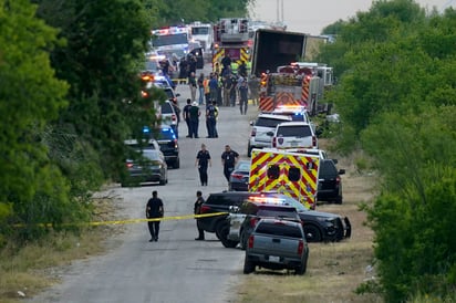 Migrantes fallecidos en Texas fueron rociados con condimento para disfrazar su olor