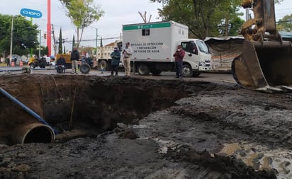 Hundimientos habrían provocado fuga de agua: Sheinbaum