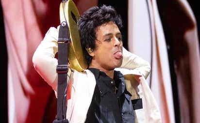 Billie Joe Armstrong reniega de EU y renuncia a su ciudadanía