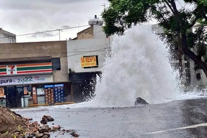 Reparan megafuga de agua en Iztapalapa, servicio volverá el jueves