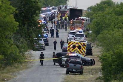 Confirman muerte de 4 migrantes de Guanajuato en tráiler abandonado