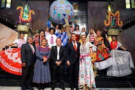 Presentan a las delegaciones que participarán en la Guelaguetza 2022