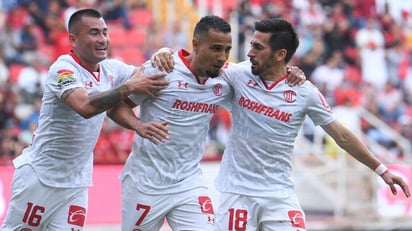 El reforzado Toluca brilla y triunfa de visita ante Necaxa