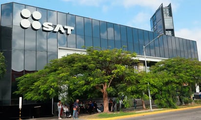 SAT subre 20.7% cobro fiscal a grandes empresas