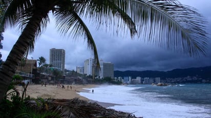 Huracán 'Bonnie' se intensifica a categoría 3