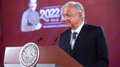 No basta rezar, pero ayuda para conseguir paz: AMLO