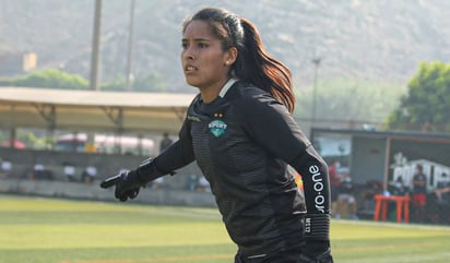 Maryory Sánchez pone su experiencia para dar a Perú una defensa sólida