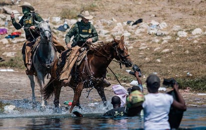 Patrulla Fronteriza usó fuerza inecesaria con migrantes en Texas