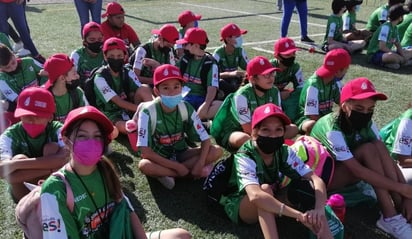 En marcha cursos de veranos en la ciudad deportiva de Monclova