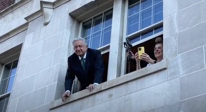 VIDEO: Dan serenata al presidente Andrés Manuel López Obrador en EU