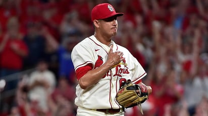 Consigue Giovanny Gallegos su décimo salvamento con Cardinals