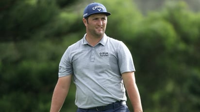 Jon Rahm se recupera con una tarjeta de 67 golpes y sigue adelante