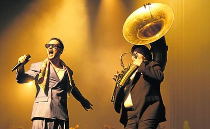 C.Tangana encandila Portugal con un concierto de película