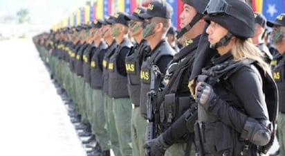 Civiles y militares comienzan a reparar los centros de salud en Venezuela