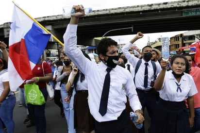 Gobierno y gremios intentan avanzar diálogo en medio de crisis en Panamá