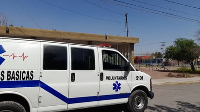 Mujer recibe dos pedradas al intervenir en pelea de hijo y padrastro 