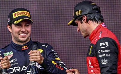 La épica felicitación de 'Checo' Pérez a Carlos Sainz en Silverstone