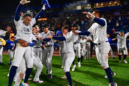 Acereros gana el primer juego, deja en el terreno a Leones