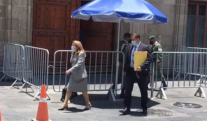 AMLO recibe en Palacio Nacional a la ministra Loretta Ortiz