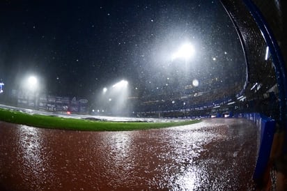 Por lluvia suspenden juego de Acereros vs Leones