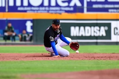 Acereros está al frente en la pizarra ante los Bravos