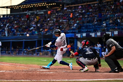 Acereros gana el primero de la serie 